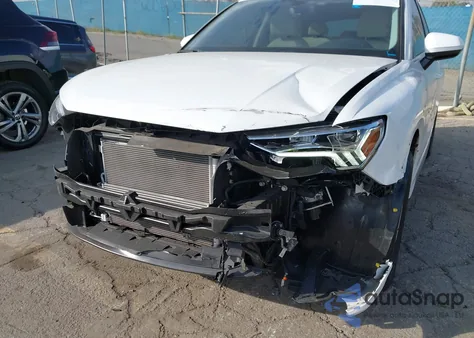 2023 Audi Q3 Premium 45 Tfsi S Line Quattro Tiptronic z USA, uszkodzony, nr VIN WA1DECF36P1134550